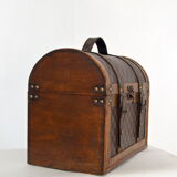 Wooden trunk