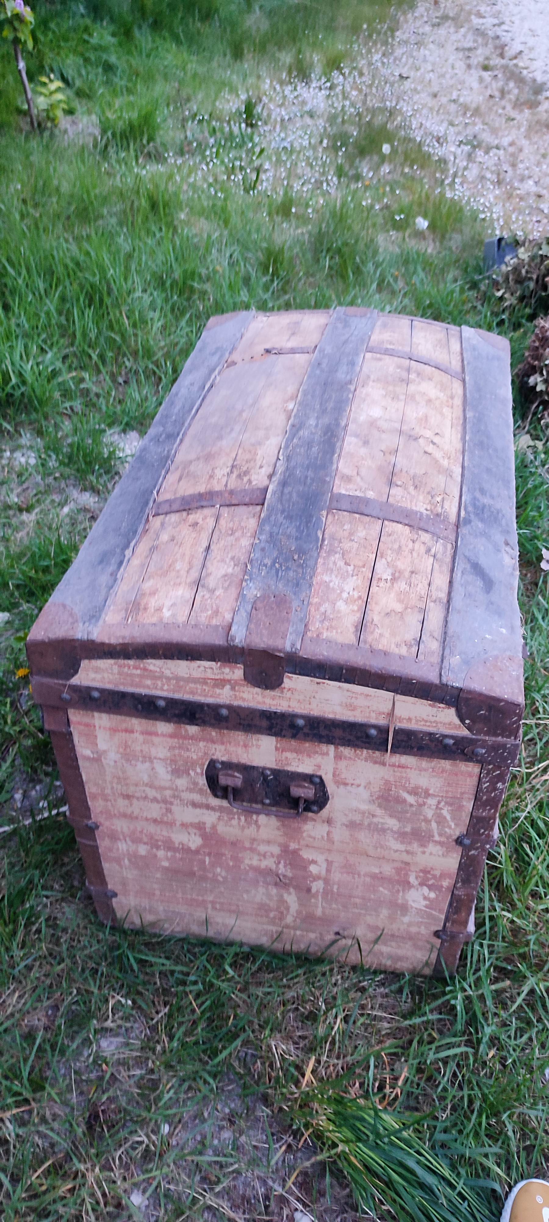 Former travel trunk Vacheron Fils Troyes