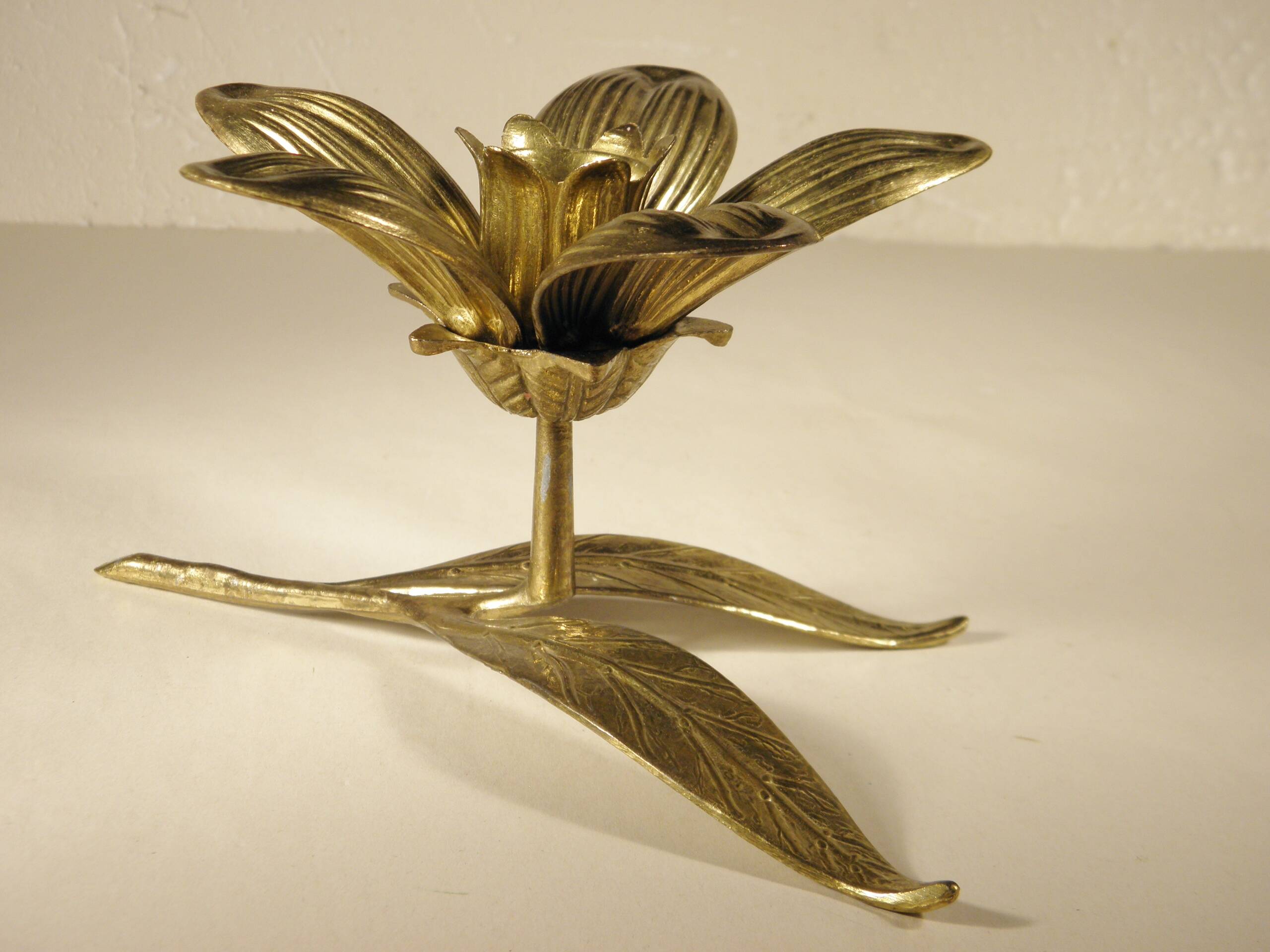 Brass "flower" candle holder - ashtray