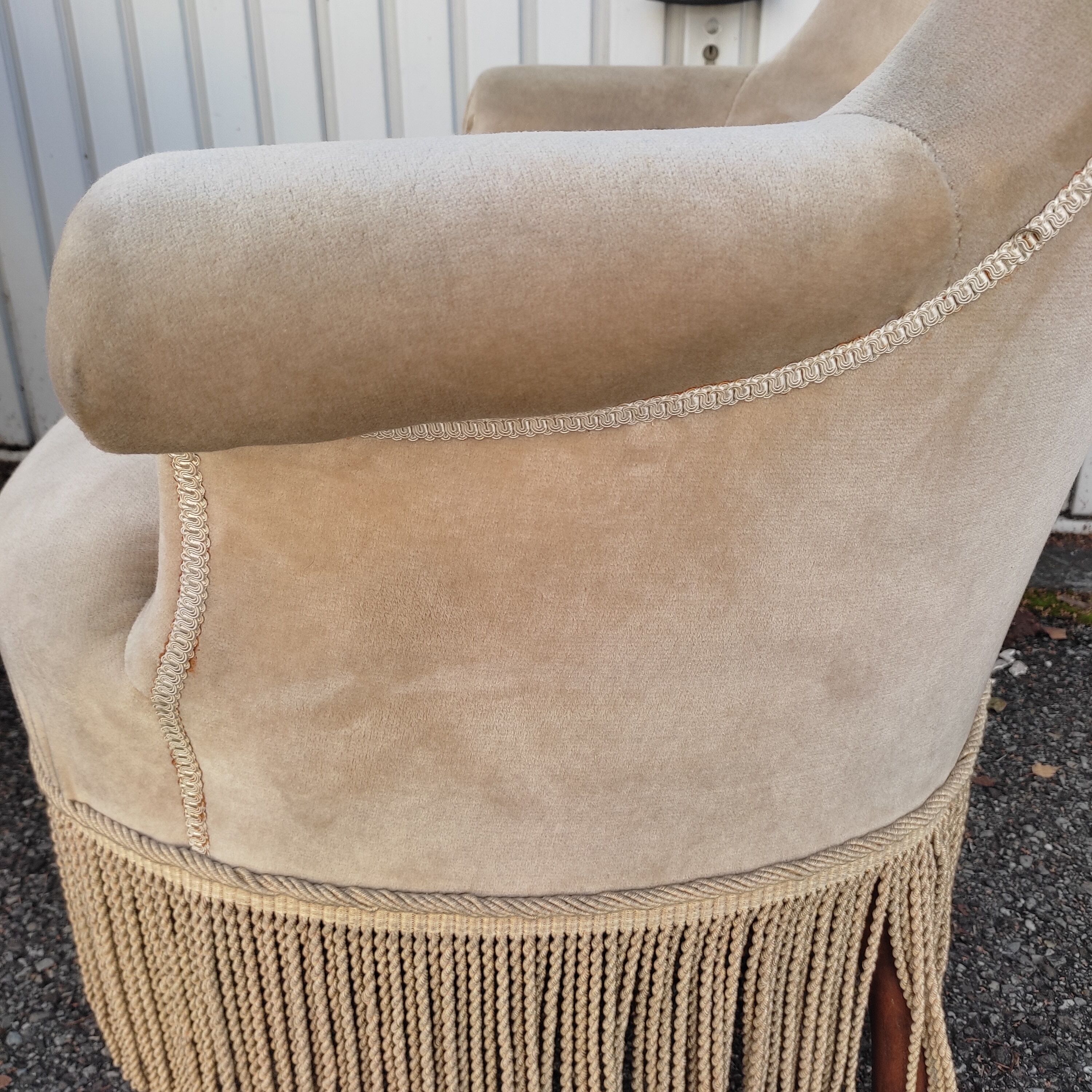 Pair of toad armchairs