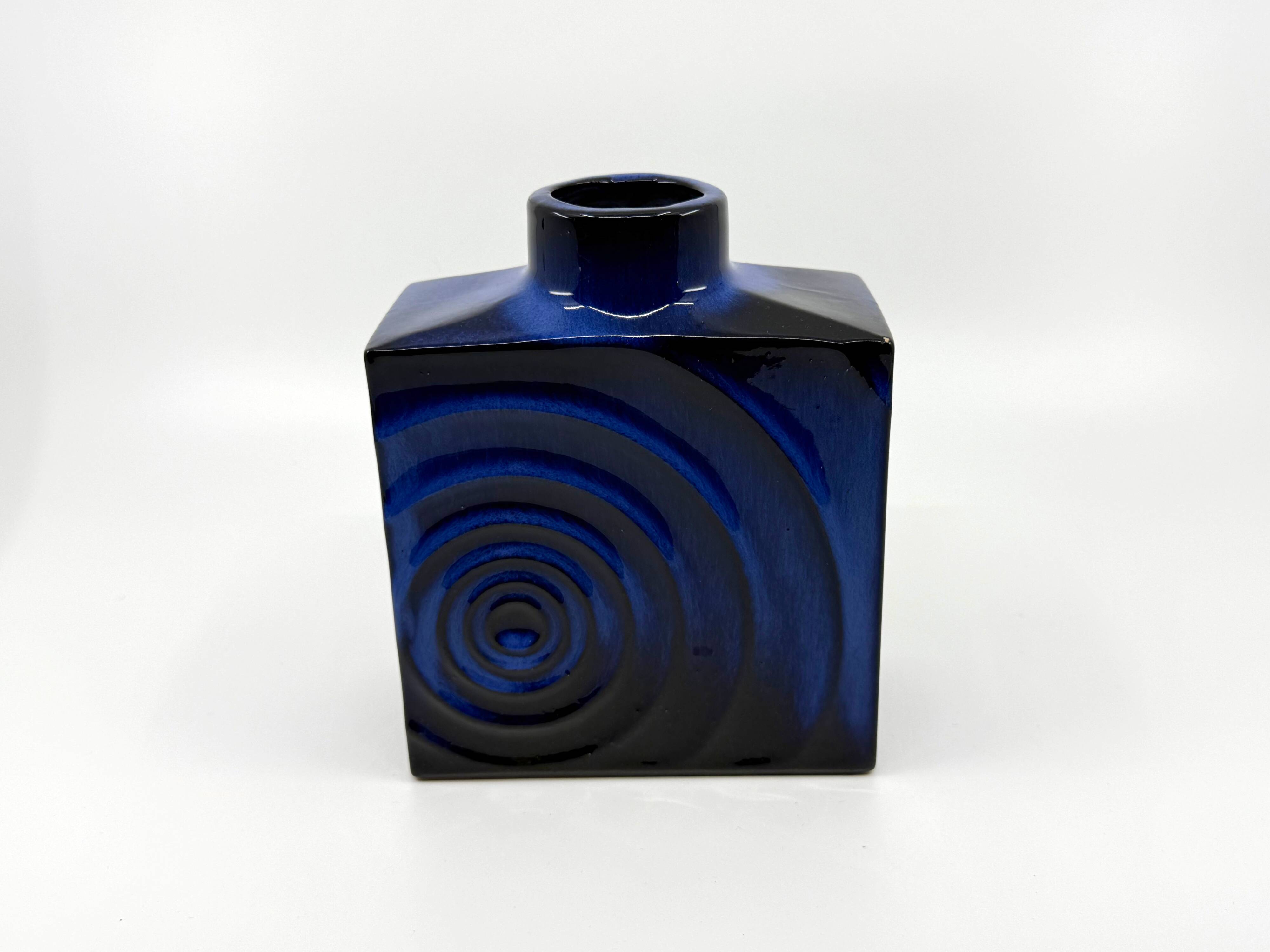 Steuler ceramic vase • Design Cari Zalloni Zyklon collection • Circa 60-70
