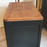 Solid wood chest of drawers