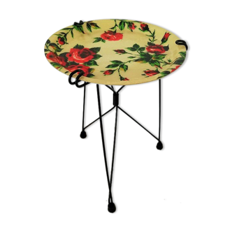 Vintage wire tray pedestal table