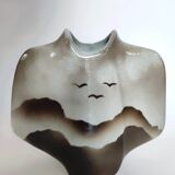 Virebent ceramic vase