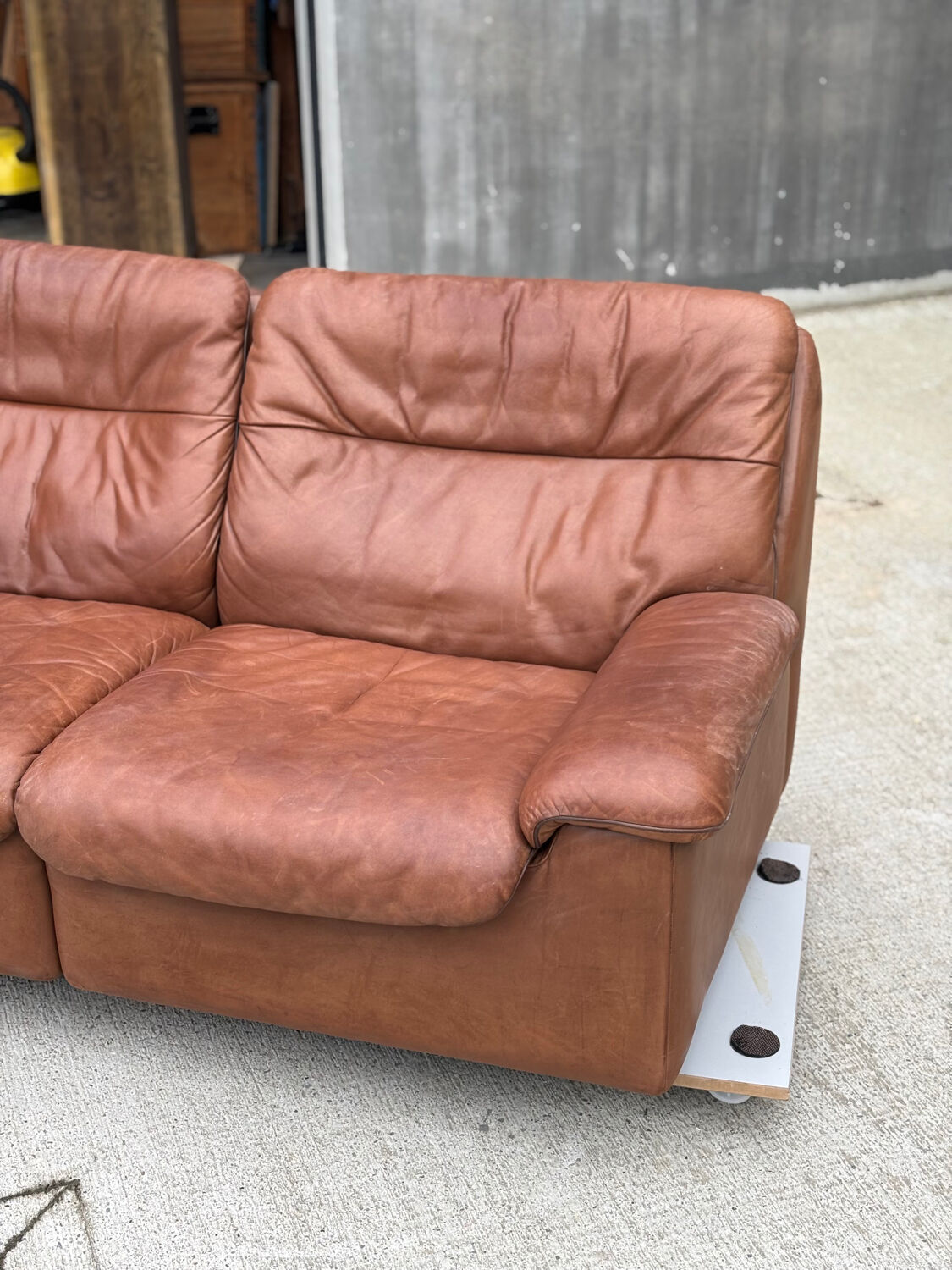 DS-66 Sofa in brown leather – 3-seater – Swiss vintage design