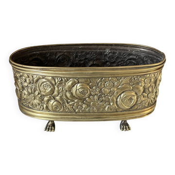 Ancienne jarrdinère en laiton repoussé