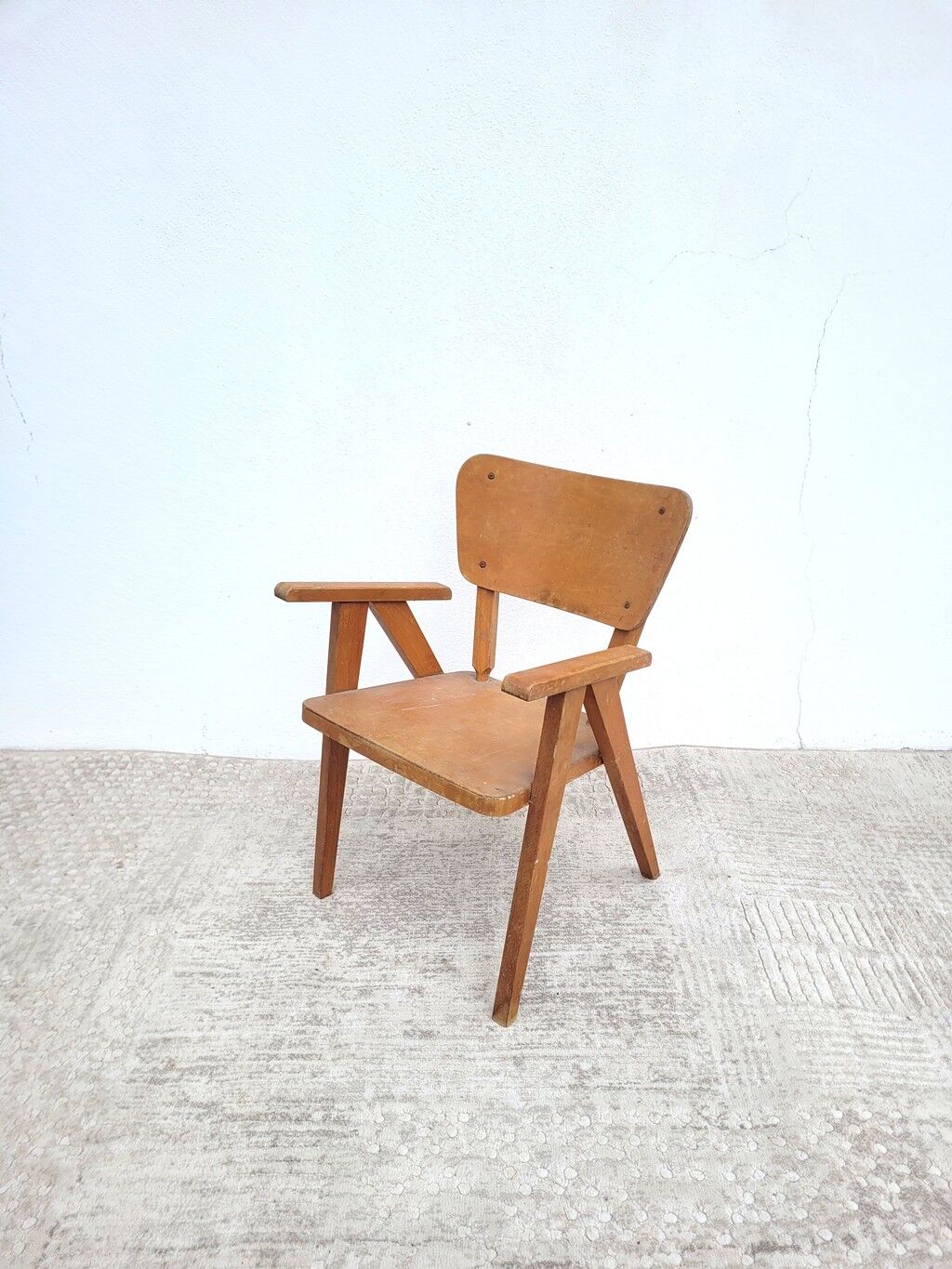 Fauteuil enfant vintage en bois 1960