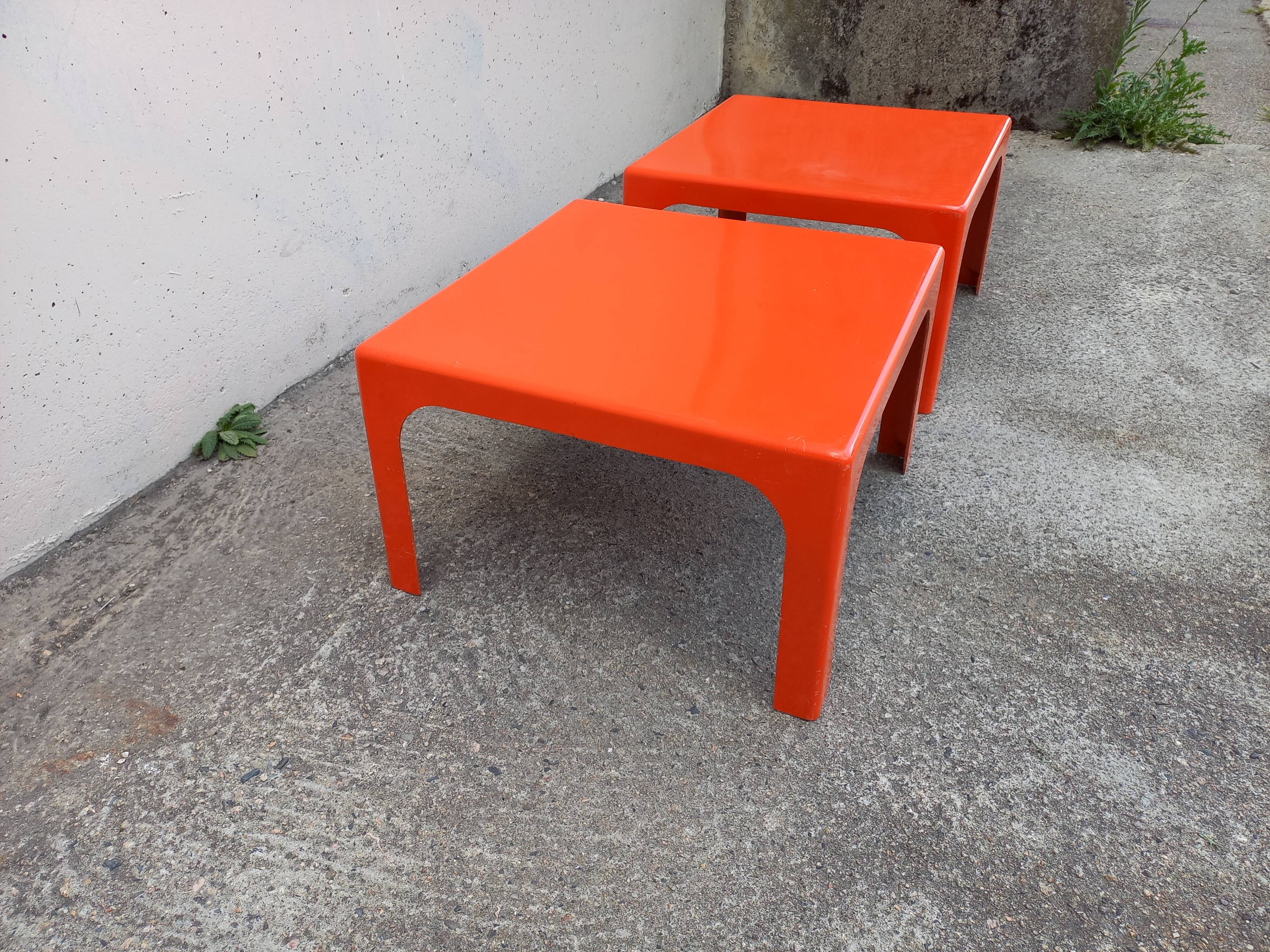 Pair of vintage coffee tables