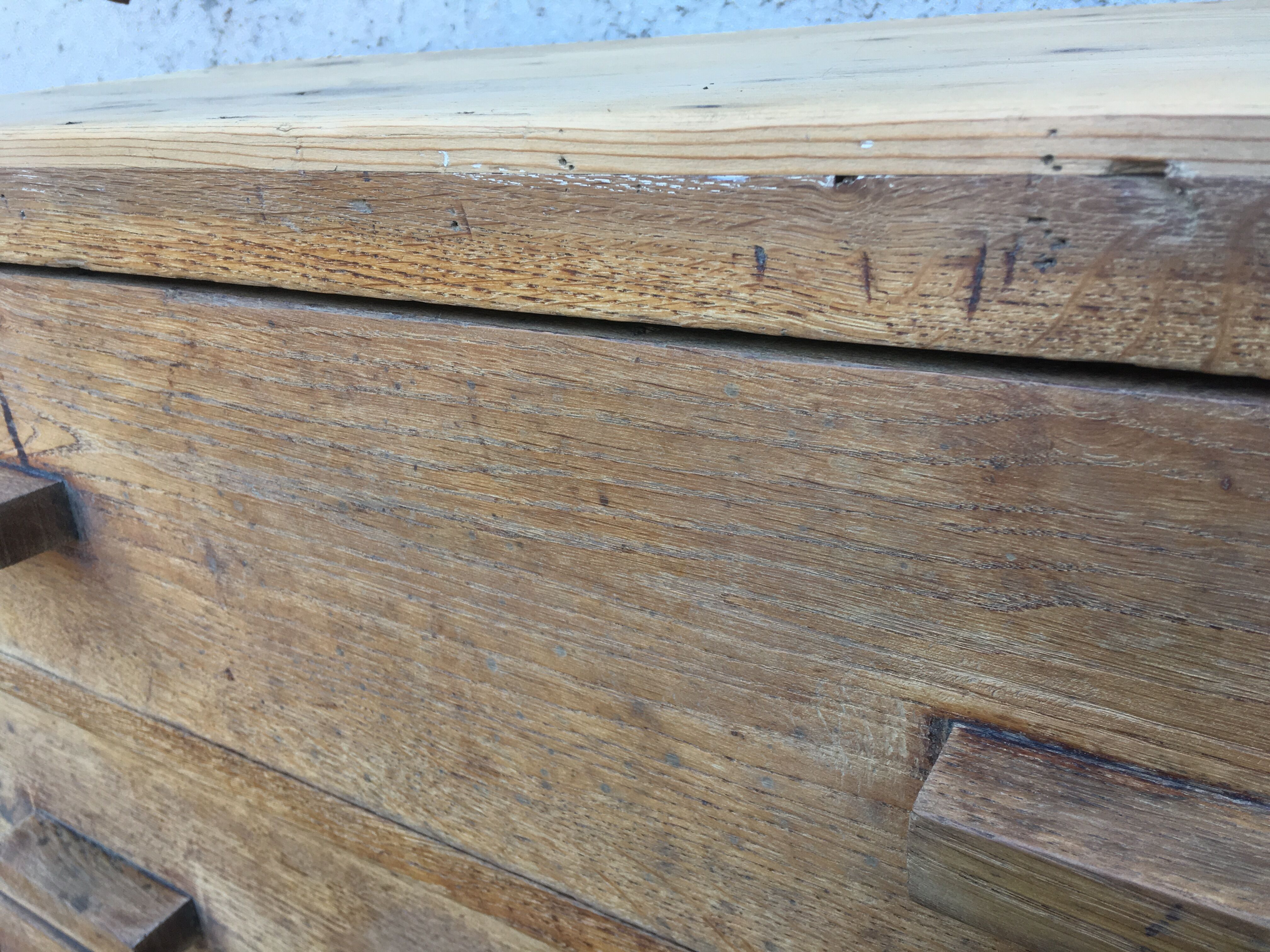 Old retro vintage chest of drawers 3 drawers wooden crude façade oak