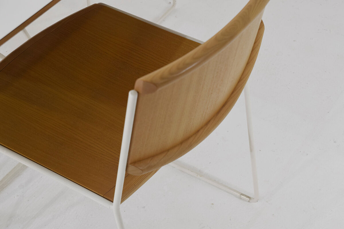 Minimalist Modernist dining set 4 wire chairs with maple wood and matching dining table,1980s