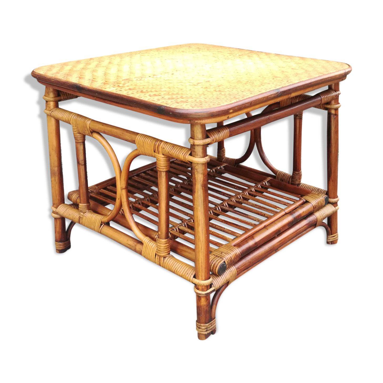 Square rattan side table 62x62