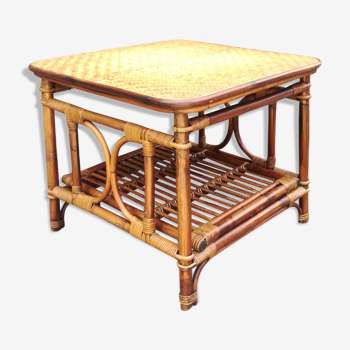 Square rattan side table 62x62