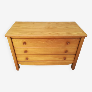 Elm chest of drawers