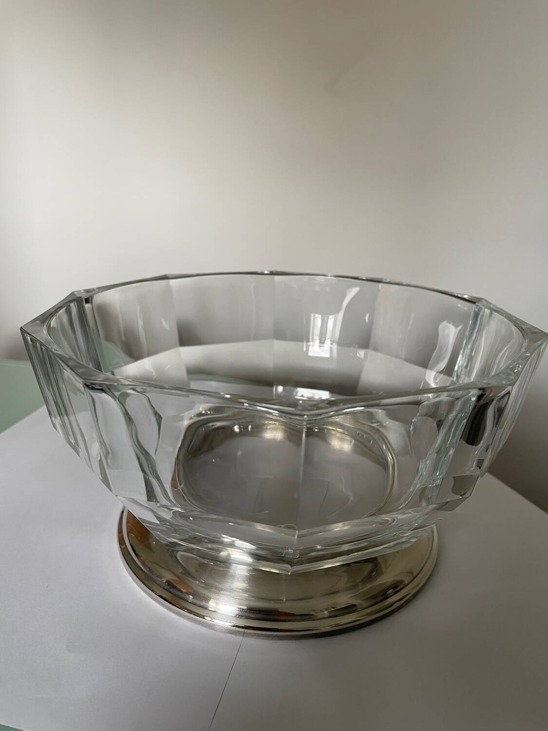 Vintage salad bowl in cut crystal and silver-plated metal
