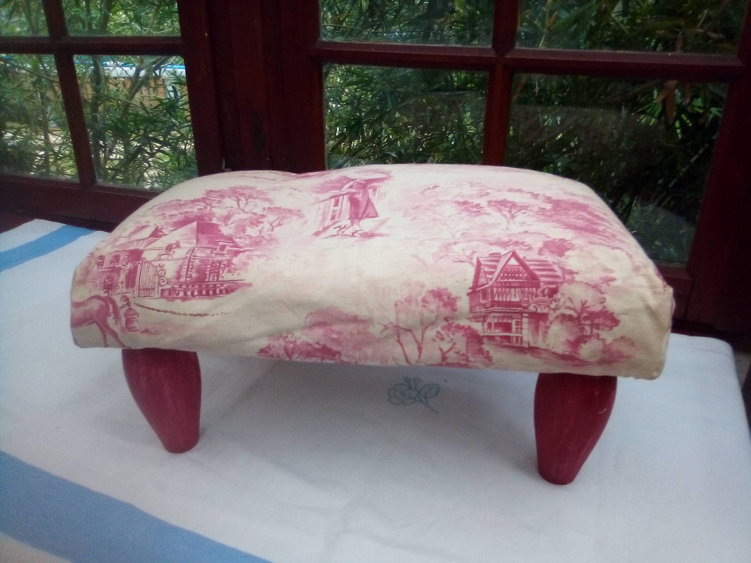 Pouf, footstool toile de jouy