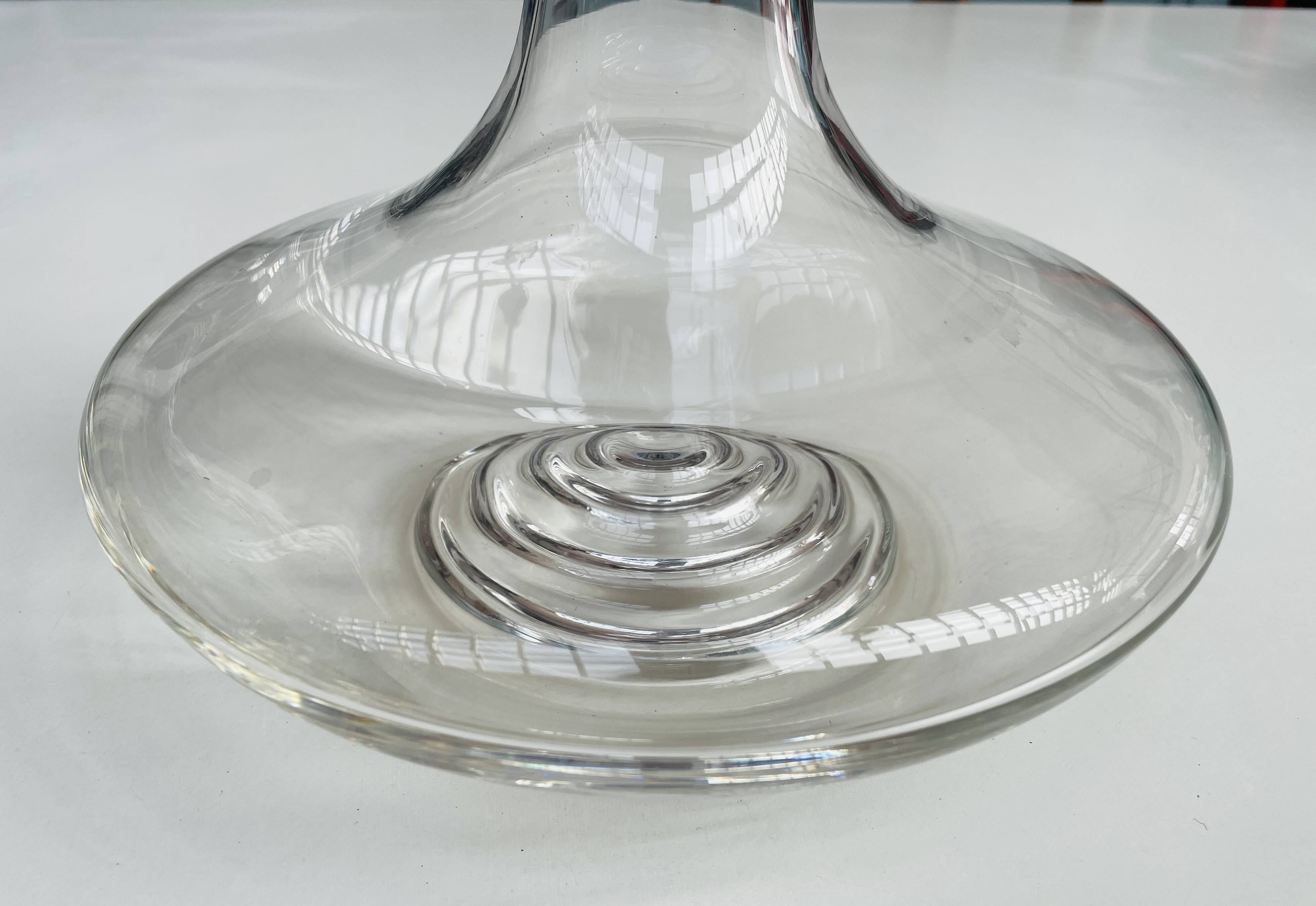 Designer glass decanter – organic shape – contemporary style