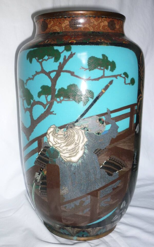 Vase chinois ancien en émaux cloisonnés 33 cm
