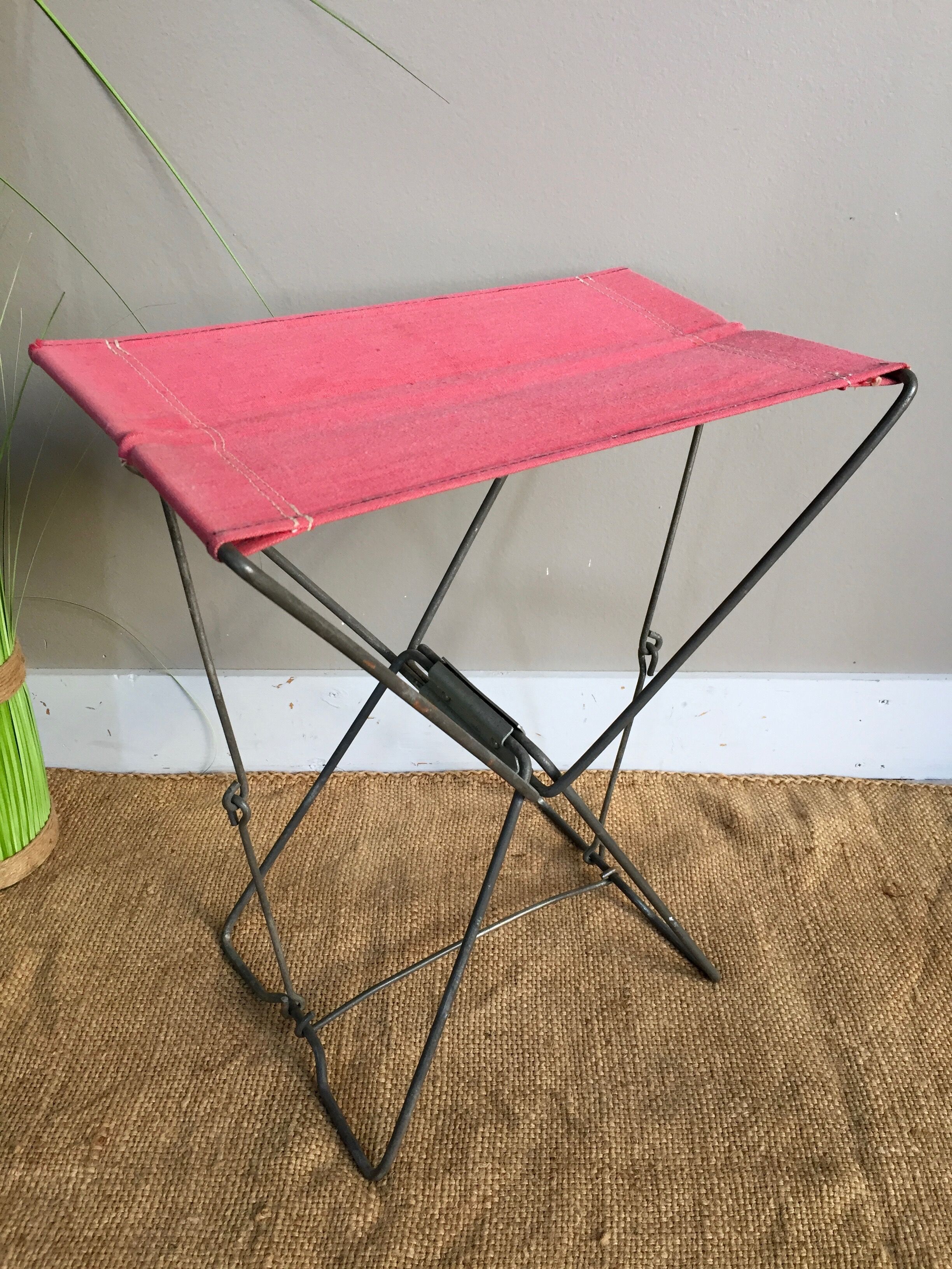 Folding stool
