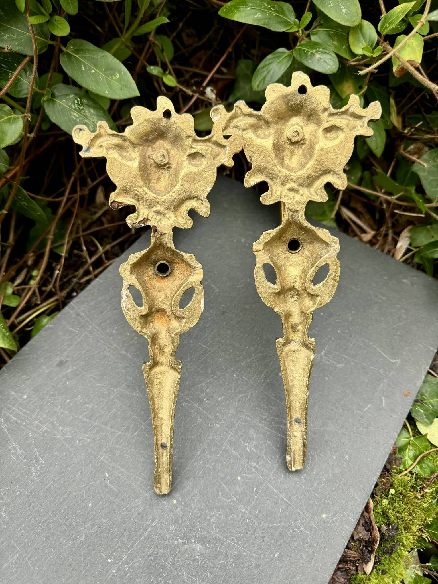 2 wall sconces in solid brass "Medusa" 1950s