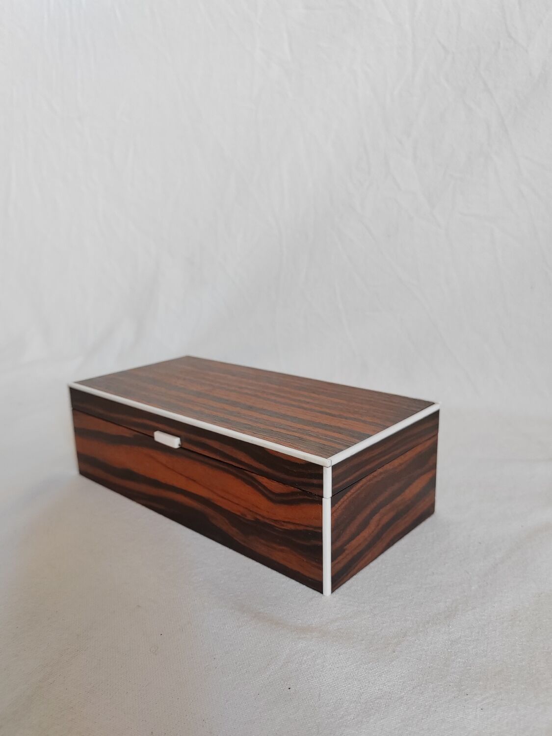 Art Deco box 1930 Macassar ebony