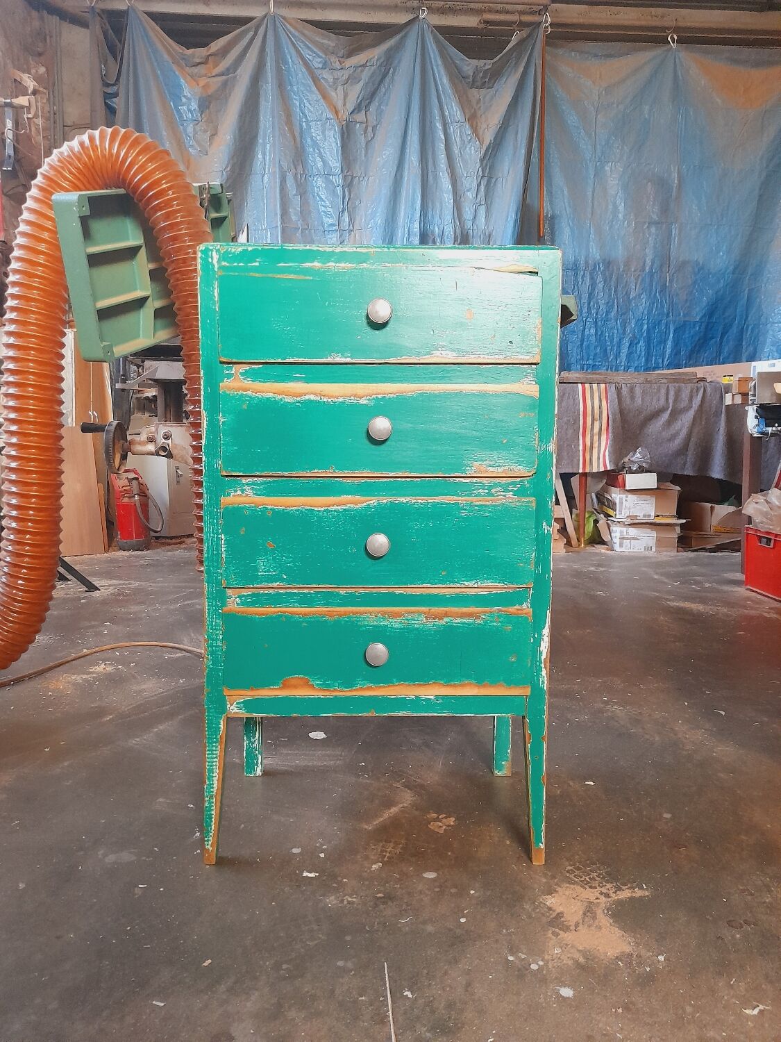 Mini “wabi-sabi” chiffonier