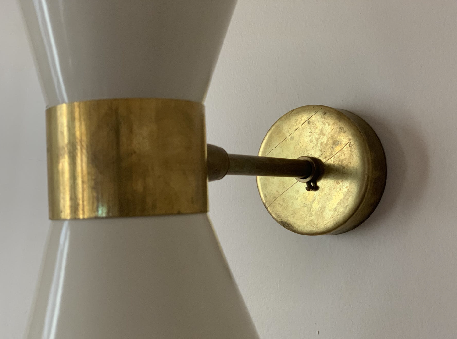 Pair of sconces de diabolo Italian