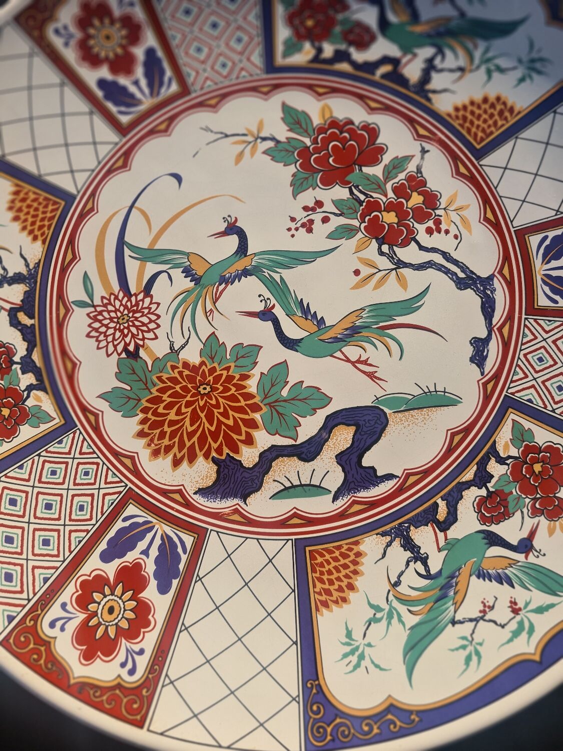 Round porcelain dish from D´Imari Japan