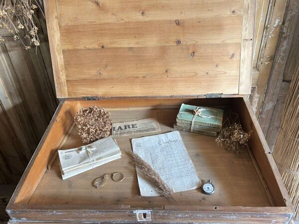 Ancien bureau scriban