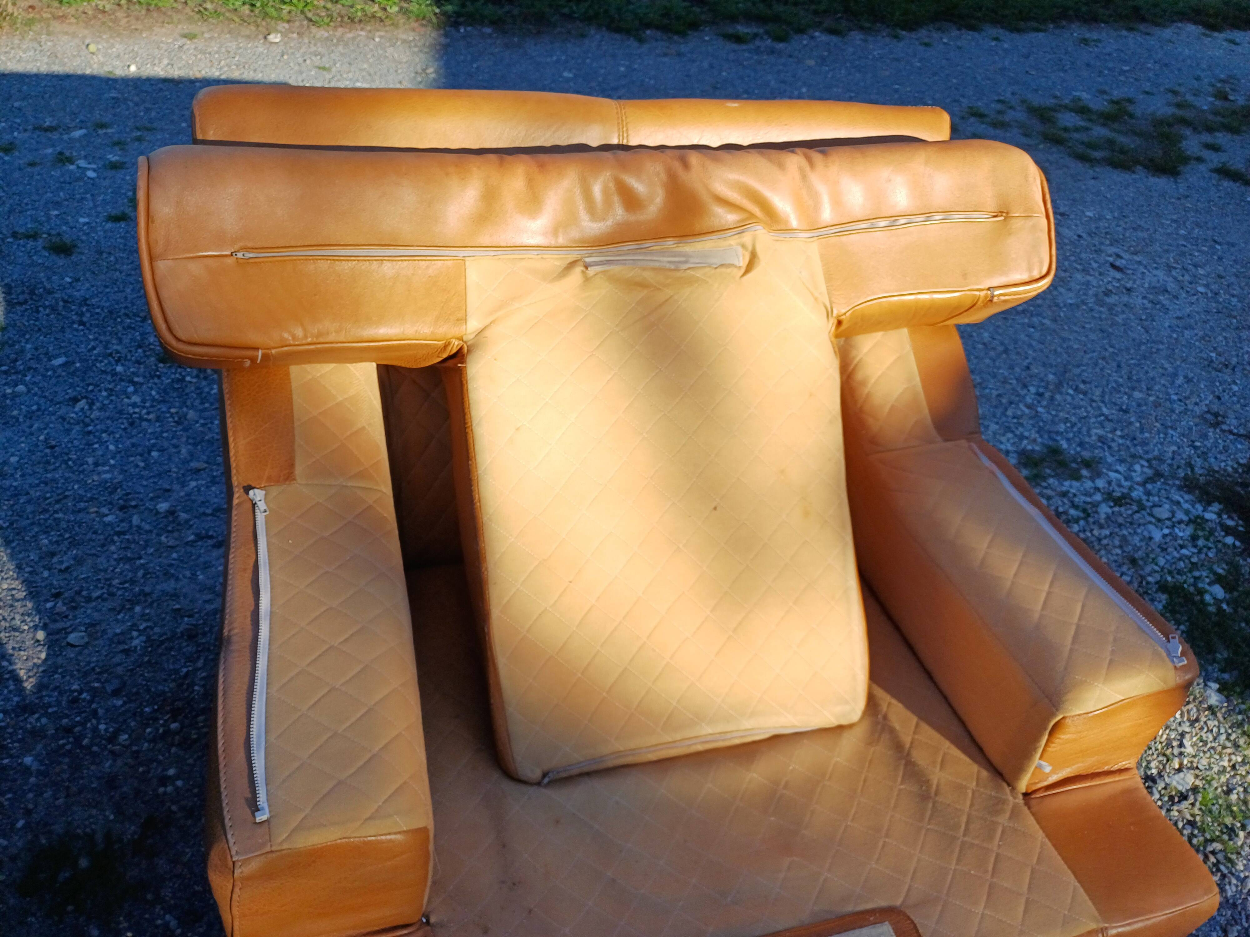 Paire de Fauteuils Vintage en Skai Marron Clair