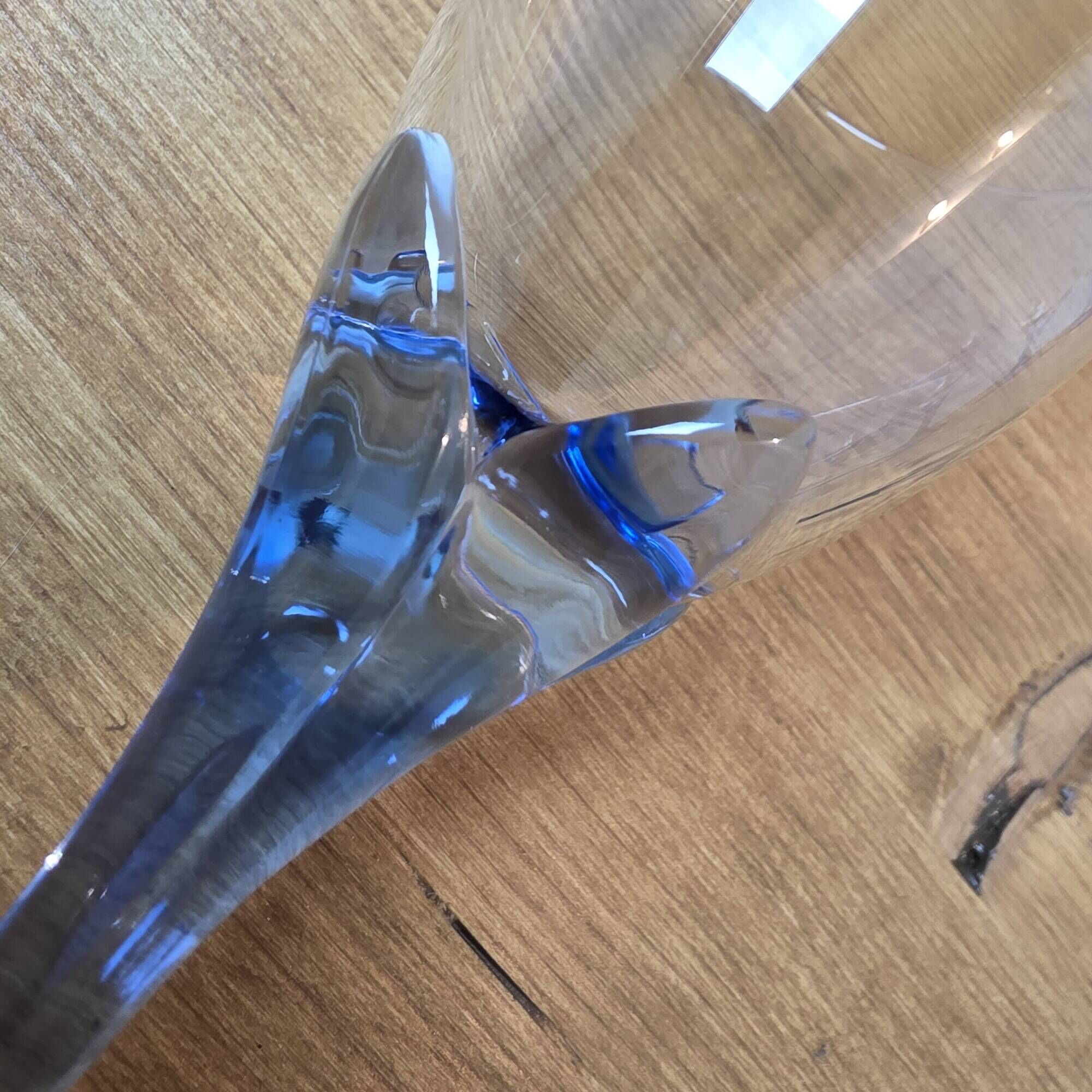 Service of 30 blue footed glasses.