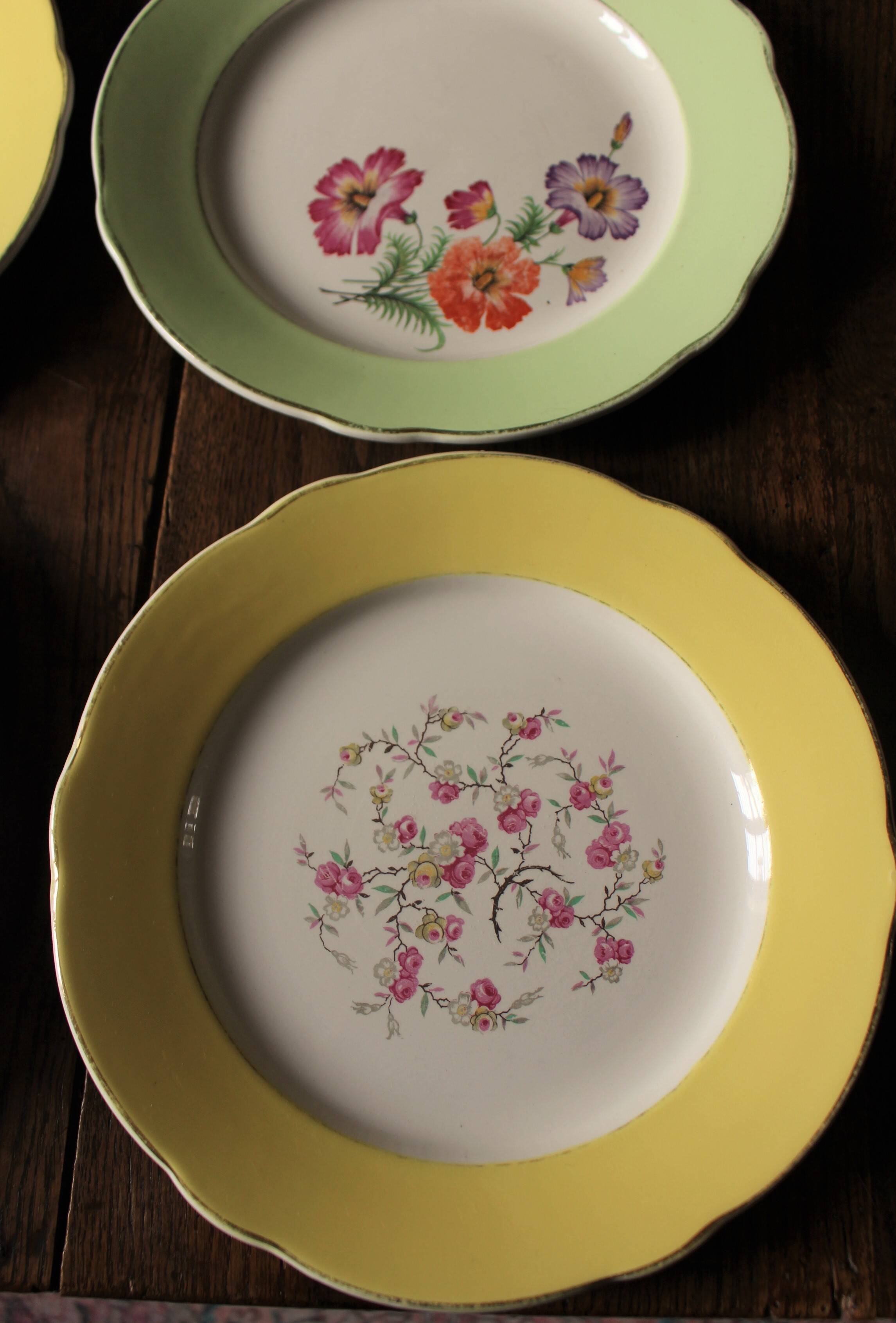 Lot 6 flat plates Flowers Yellow Green Lunéville mismatched