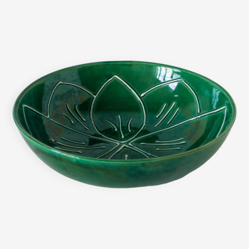 Large ceramic salad bowl, green, signed Longchamp, 1950