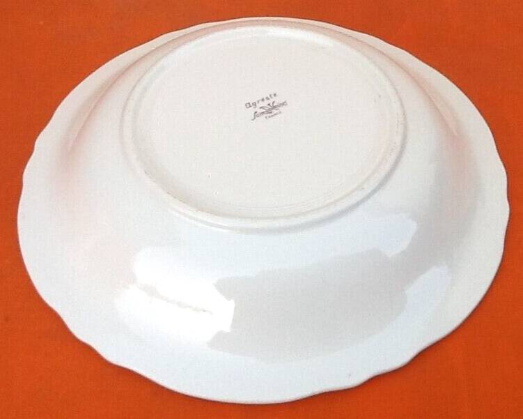 Large salad bowl with polylobed edges Earthenware Sarreguemines France Agreste model