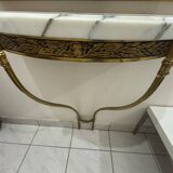 Console en bronze dorée avec plateau en marbre blanc veinée gris