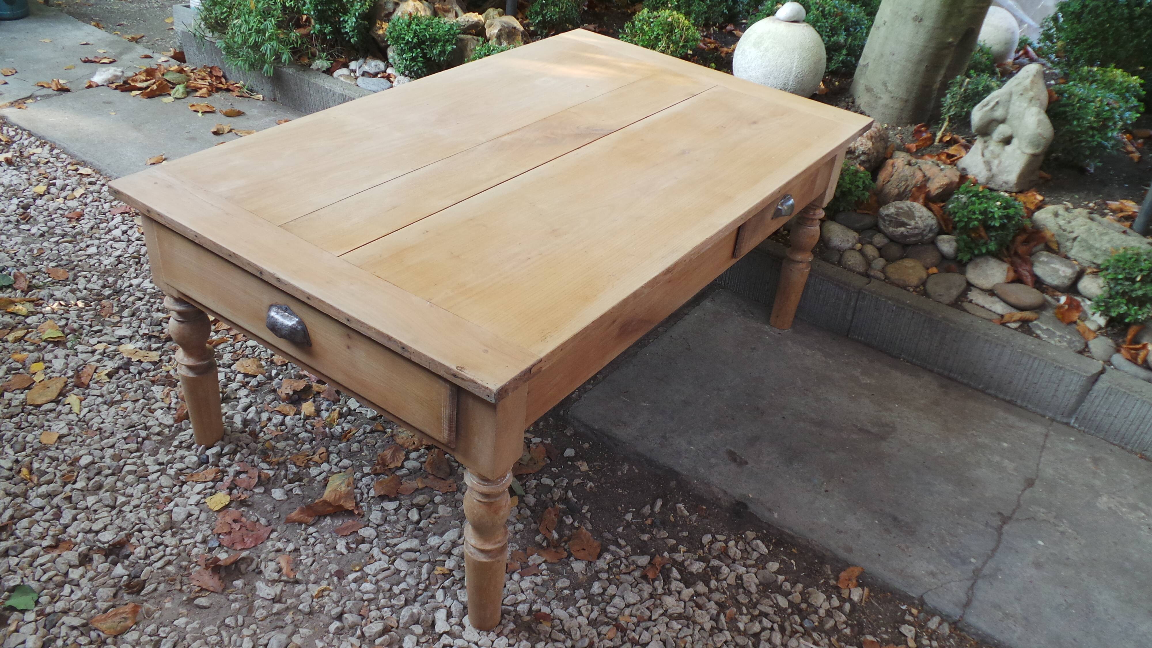 Low farm table