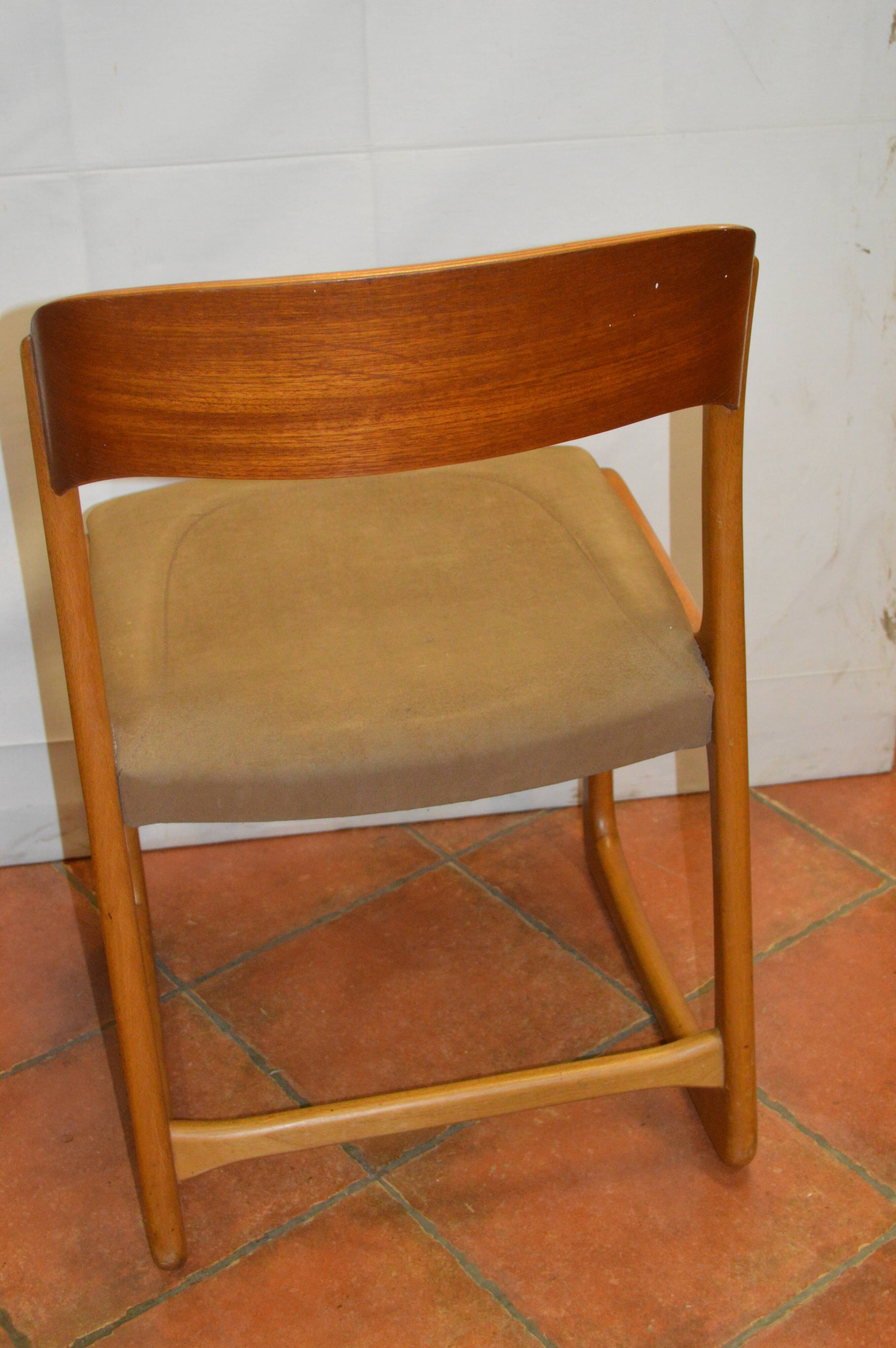 5 Baumann sled chairs