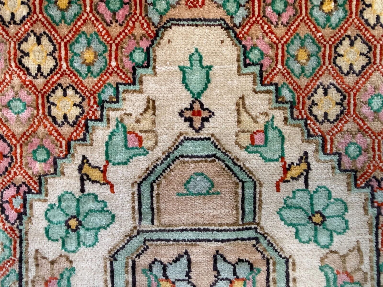 Vintage Kashmir silk rug, medallion floral 50x75cm hand knotted 2539