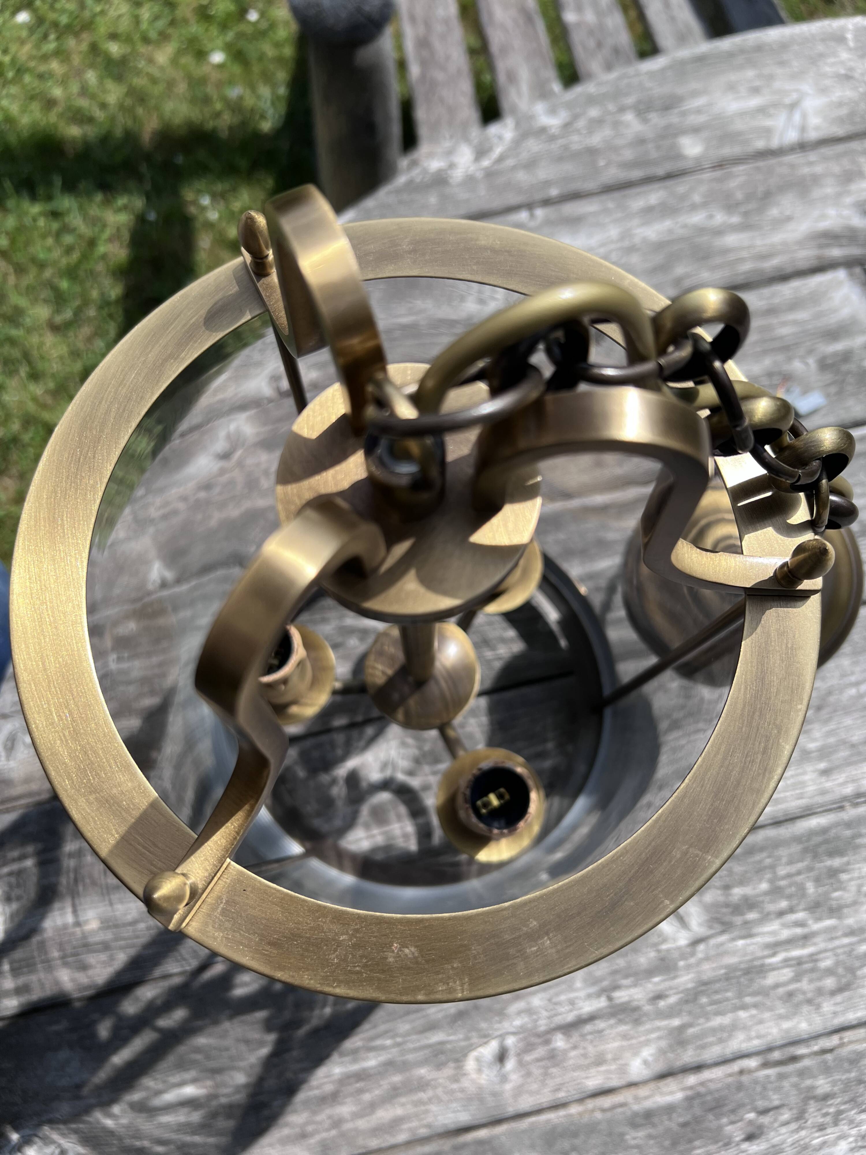 Antique suspended lantern PPE