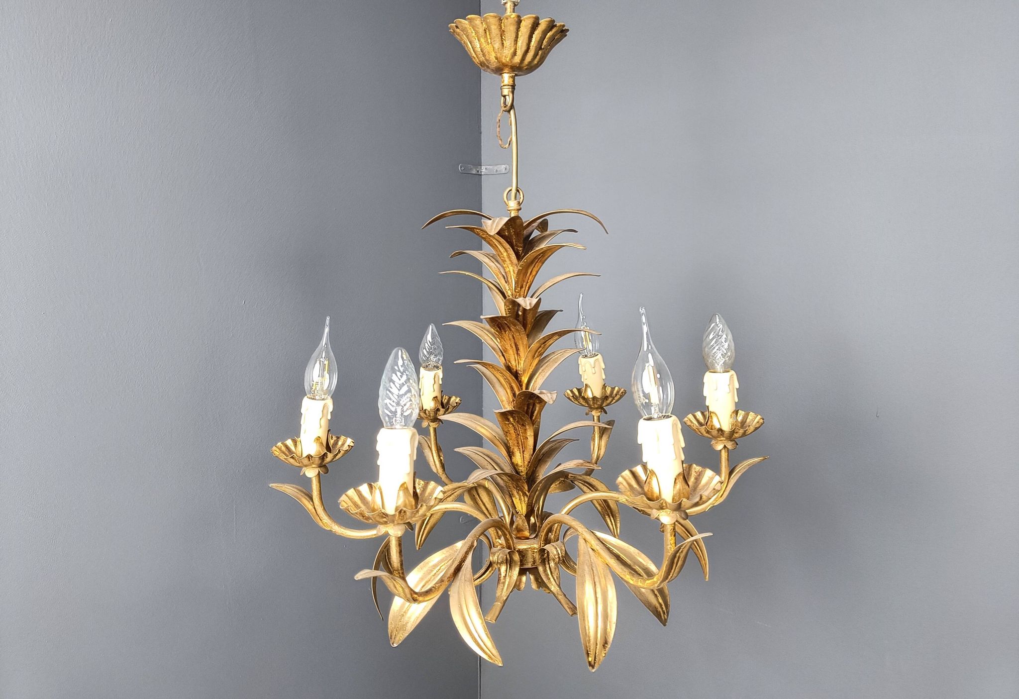 Lustre vintage en métal doré en forme de feuille d'ananas, années 60