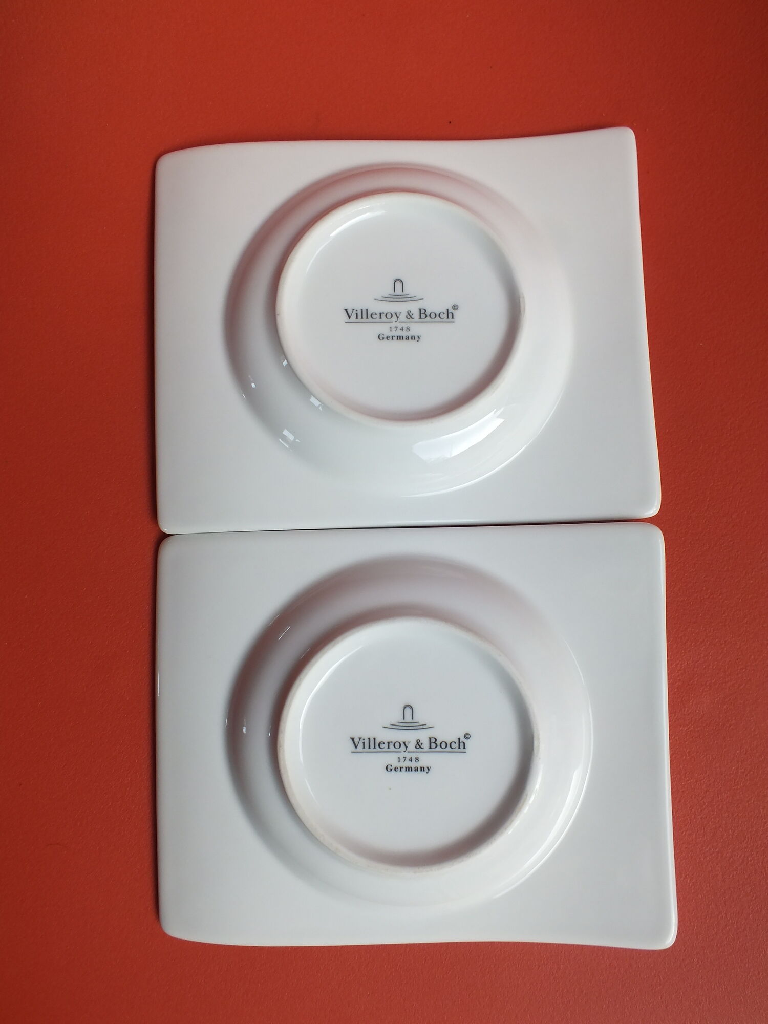 Duo of Villeroy and Boch New Wave Hotwave cups