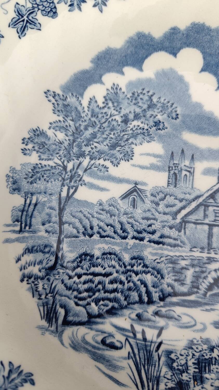 Churchill English soup plate