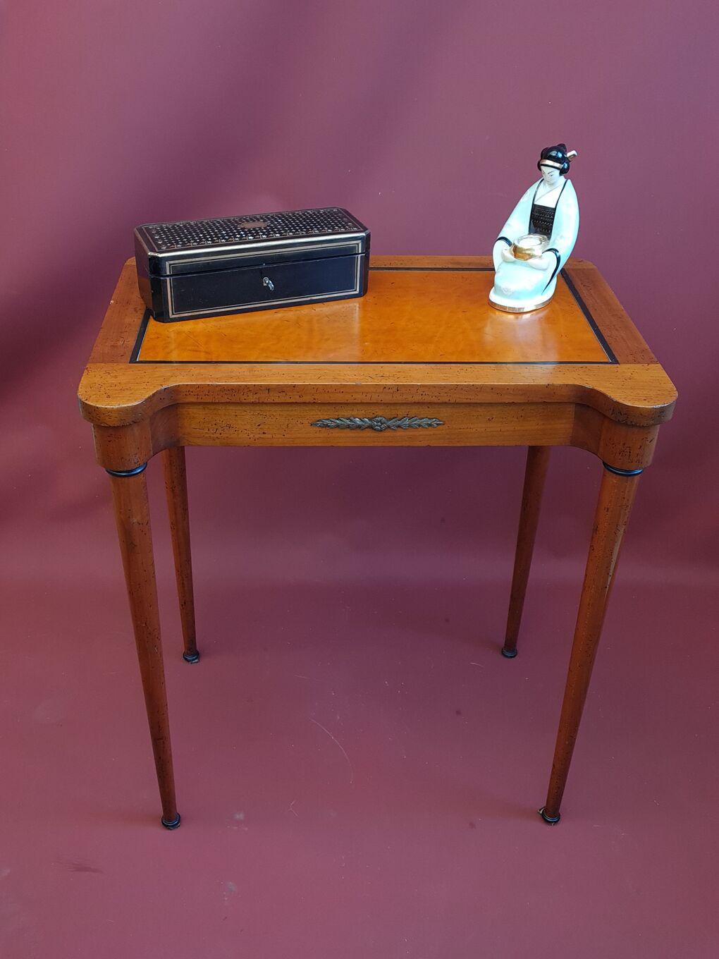 Table critoire  en merisier fin du XIXe si cle Selency  Table critoire  en merisier fin du XIXe si cle Selency