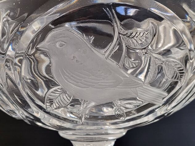 Vintage crystal fruit or candy bowl