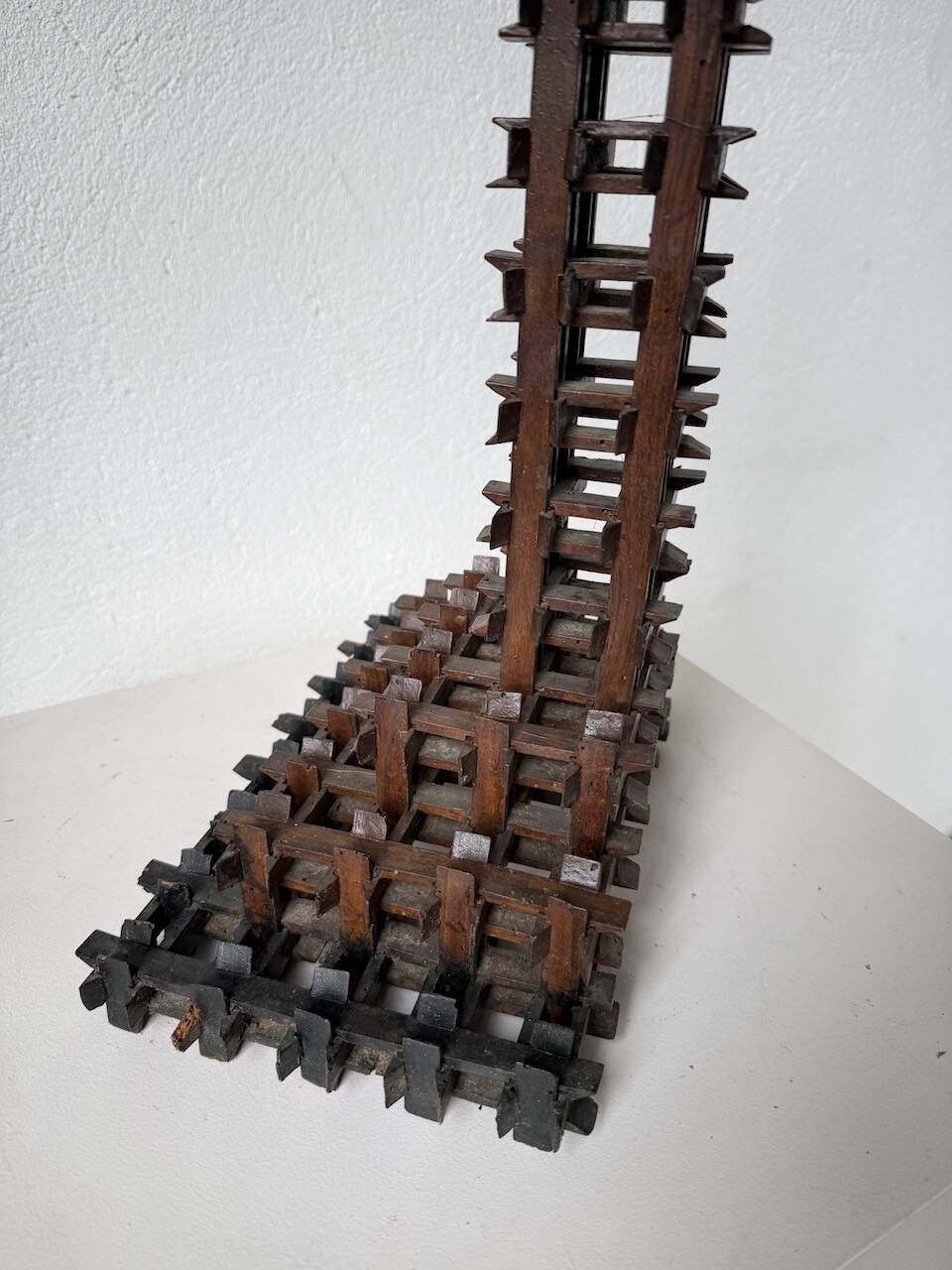 Crucifix sculpture Tramp Art 1900