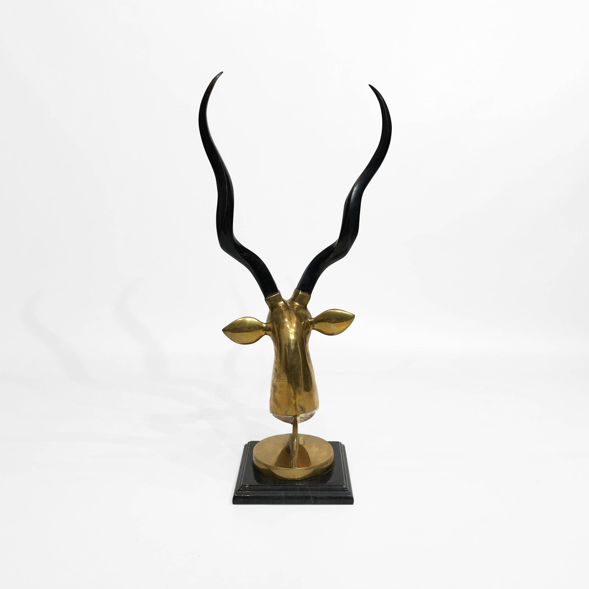 Sculpture en laiton et marbre de la tête d'antilope koudou des années 1970