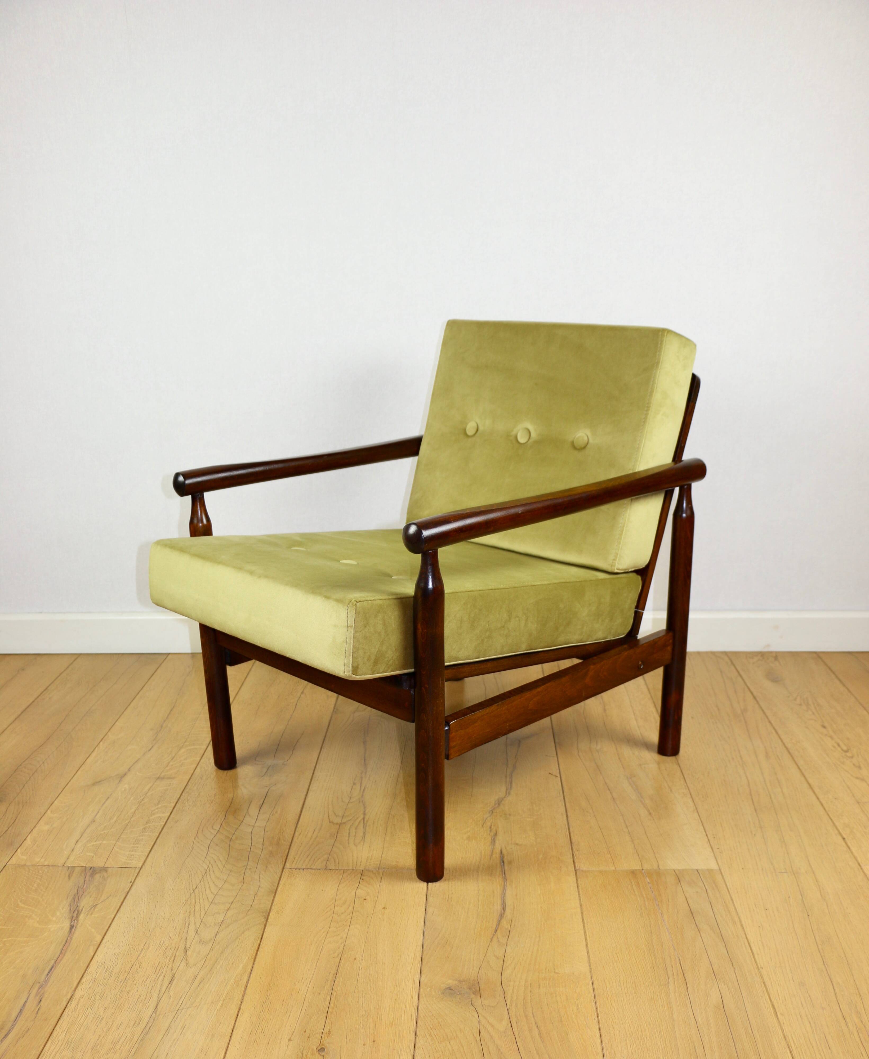 Stobrawa wooden armchair brown vintage olive - Bączyk - 2 pieces available