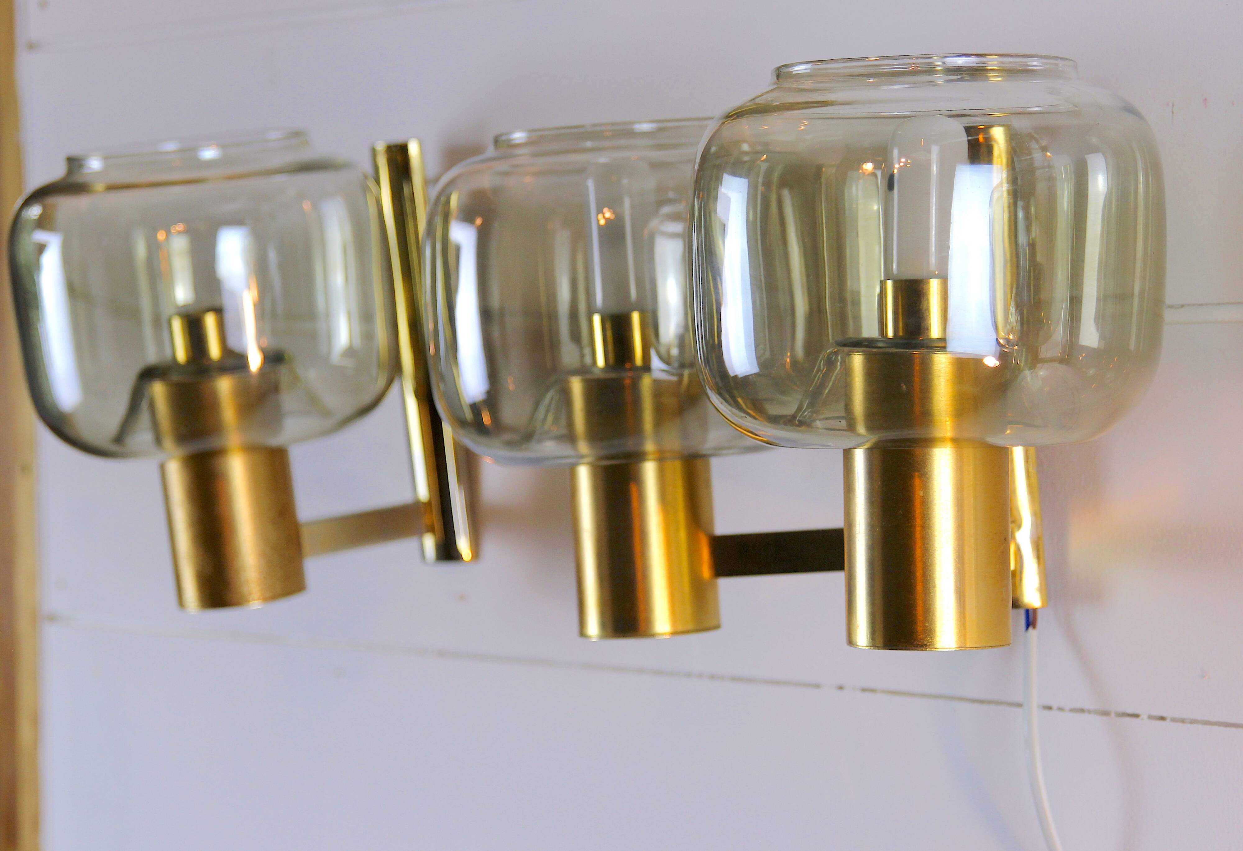 Paire Appliques Scandinaves Laiton verre fumés