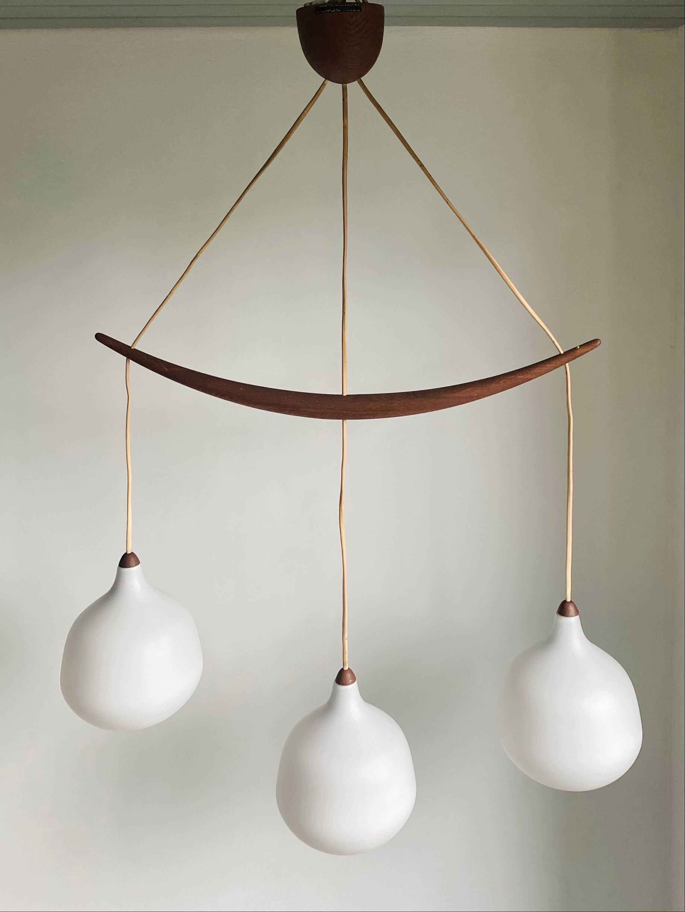 Opaline lamp and teak by Uno and Östen Kristiansson for Luxus