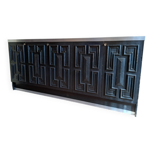 enfilade brutaliste des