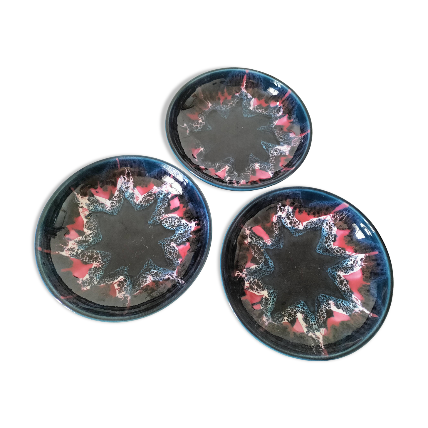 3 glazed ceramic deep plates – 1960s/70s